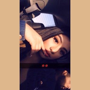 Meet your Posher, Lucy